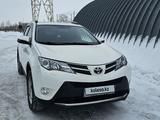 Toyota RAV4 2015 года за 11 000 000 тг. в Астана