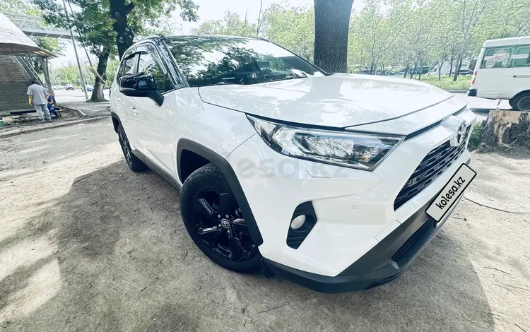 Toyota RAV4 2021 годаүшін19 900 000 тг. в Алматы