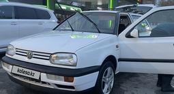 Volkswagen Golf 1996 года за 2 050 000 тг. в Шымкент – фото 2