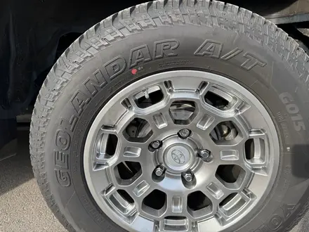 Toyota Land Cruiser 2021 года за 45 500 000 тг. в Алматы – фото 18