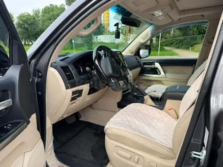 Toyota Land Cruiser 2021 года за 45 500 000 тг. в Алматы – фото 5