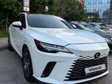Lexus RX 350 2023 годаүшін31 900 000 тг. в Алматы – фото 3