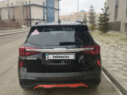 Kia Seltos 2021 года за 9 500 000 тг. в Астана – фото 2