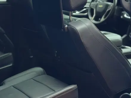 Chevrolet Tahoe 2022 года за 35 000 000 тг. в Астана – фото 17