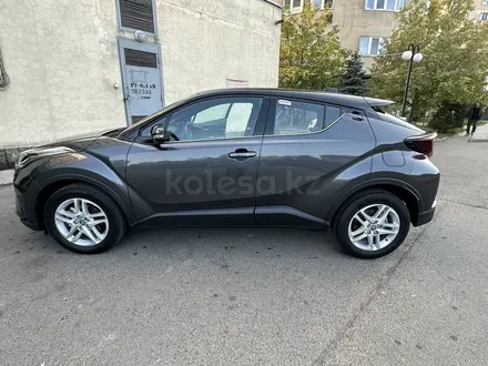 Toyota C-HR 2022 года за 13 500 000 тг. в Алматы