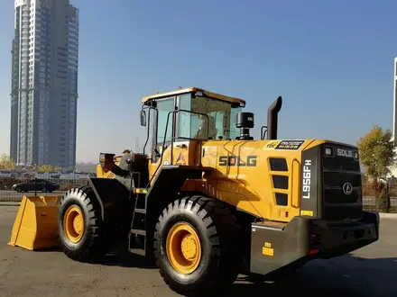 Special equipment Excavators, wheel loaders, graders, dump trucks, bulldoze в Алматы – фото 6
