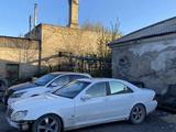 Mercedes-Benz S 320 2000 года за 1 200 000 тг. в Шахтинск – фото 3