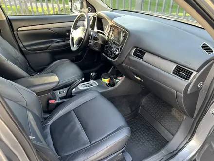 Mitsubishi Outlander 2013 года за 7 100 000 тг. в Алматы – фото 16