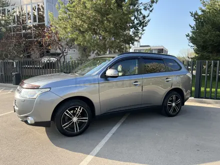 Mitsubishi Outlander 2013 года за 7 100 000 тг. в Алматы – фото 4