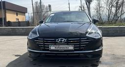 Hyundai Sonata 2021 года за 11 800 000 тг. в Караганда – фото 2