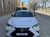 Lexus ES 250 2019 года за 15 000 000 тг. в Уральск