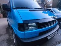 Volkswagen Transporter 1999 годаfor4 700 000 тг. в Караганда