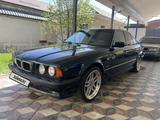 BMW 528 1993 года за 4 300 000 тг. в Шымкент