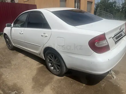 Toyota Camry 2004 года за 4 500 000 тг. в Караганда – фото 2