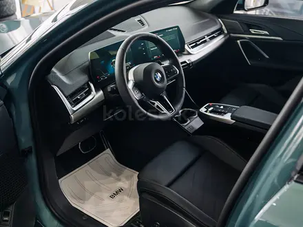 BMW X2 XDrive 20i 2026 года за 39 081 408 тг. в Астана – фото 6