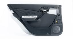 Обшивка задней левой двери Mercedes-Benz W220 A22073097709C05 за 23 014 тг. в Алматы