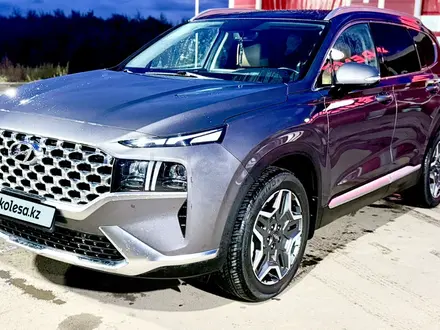 Hyundai Santa Fe 2022 года за 15 000 000 тг. в Актобе