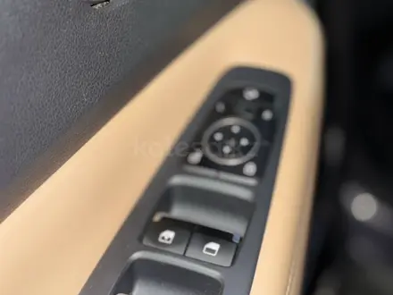 Hyundai Santa Fe 2022 года за 15 000 000 тг. в Актобе – фото 13
