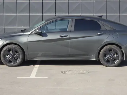 Hyundai Elantra БЕЗ ВОДИТЕЛЯ в Павлодар – фото 3