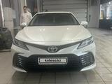 Toyota Camry 2023 года за 16 800 000 тг. в Астана