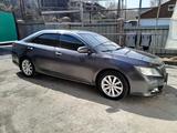 Toyota Camry 2014 года за 9 000 000 тг. в Алматы – фото 2