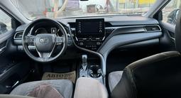 Toyota Camry 2021 года за 15 600 000 тг. в Шымкент