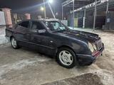 Mercedes-Benz E 240 1998 годаfor3 000 000 тг. в Шымкент – фото 3