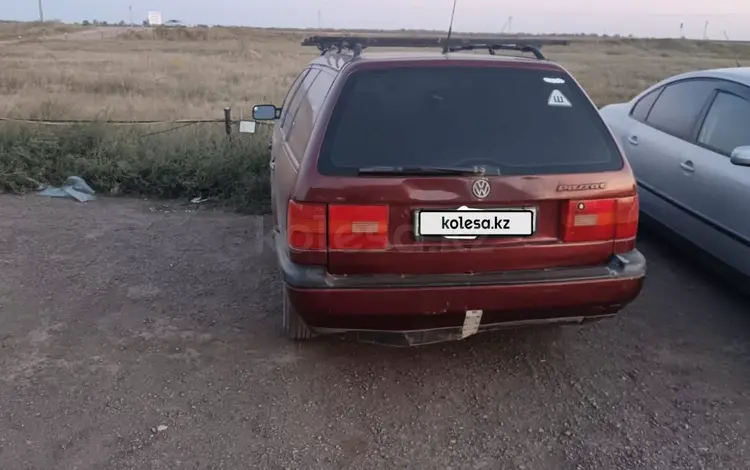 Volkswagen Passat 1993 годаүшін2 000 000 тг. в Уральск