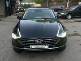 Hyundai Sonata 2019 года за 10 000 000 тг. в Астана