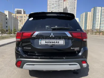 Mitsubishi Outlander 2019 года за 13 800 000 тг. в Астана – фото 13