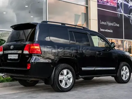 Toyota Land Cruiser 2013 года за 22 700 000 тг. в Астана – фото 4