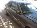 Mercedes-Benz E 230 1992 годаүшін1 300 000 тг. в Байконыр – фото 2