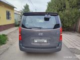 Hyundai Starex 2015 года за 12 500 000 тг. в Шымкент – фото 2