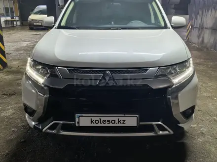 Mitsubishi Outlander 2022 года за 10 100 000 тг. в Астана