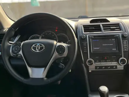 Toyota Camry 2014 года за 6 000 000 тг. в Актау – фото 2