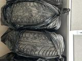 Комплект зимней шипованной резиныүшін100 000 тг. в Астана