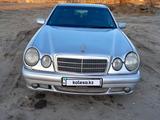 Mercedes-Benz E 230 1996 годаfor2 500 000 тг. в Жезказган