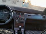 Mercedes-Benz E 230 1996 годаfor2 500 000 тг. в Жезказган – фото 3