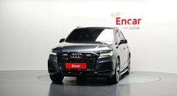 Audi Q7 55 TFSI 2022 года за 34 200 000 тг. в Алматы – фото 2