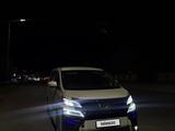 Toyota Vellfire 2012 года за 4 850 000 тг. в Атырау – фото 2