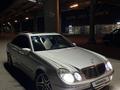 Mercedes-Benz E 320 2004 годаfor8 100 000 тг. в Караганда