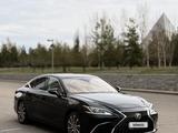 Lexus ES 250 2021 года за 21 000 000 тг. в Алматы – фото 2