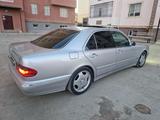 Mercedes-Benz E 320 2001 годаүшін5 800 000 тг. в Жанаозен – фото 3