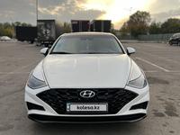 Hyundai Sonata 2022 года за 12 500 000 тг. в Алматы