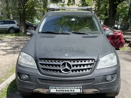 Mercedes-Benz ML 350 2006 года за 5 700 000 тг. в Алматы – фото 2