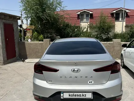 Hyundai Elantra 2019 года за 8 500 000 тг. в Шымкент – фото 8