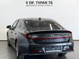 Hyundai Sonata 2023 года за 12 190 000 тг. в Астана – фото 2