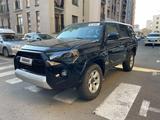 Toyota 4Runner 2016 года за 8 400 000 тг. в Актобе – фото 3