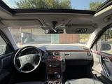 Mercedes-Benz E 200 2001 года за 3 500 000 тг. в Тараз – фото 2