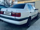 Volkswagen Vento 1993 годаfor1 200 000 тг. в Актобе – фото 2